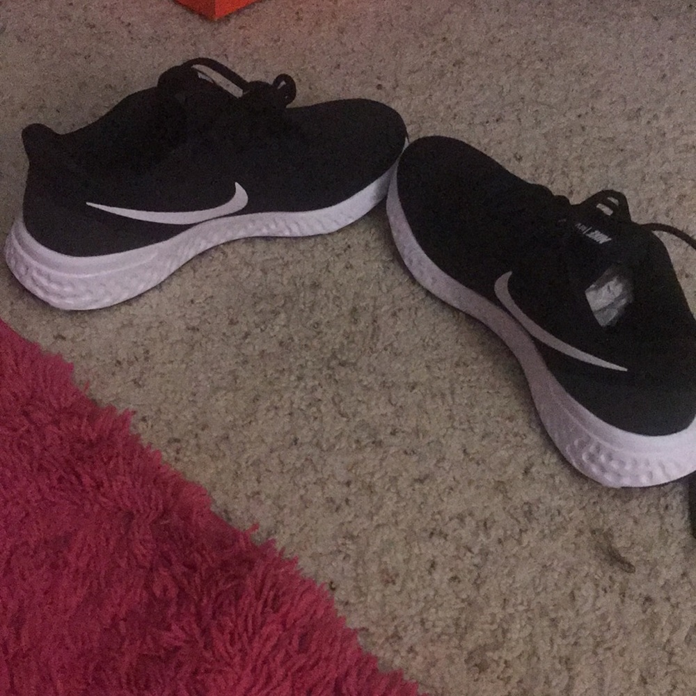 Nike women’s shoes
